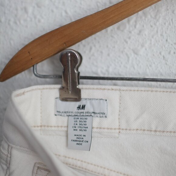 H & M relaxed fit button fly off white denim jeans mens 30/30 - Picture 3 of 7
